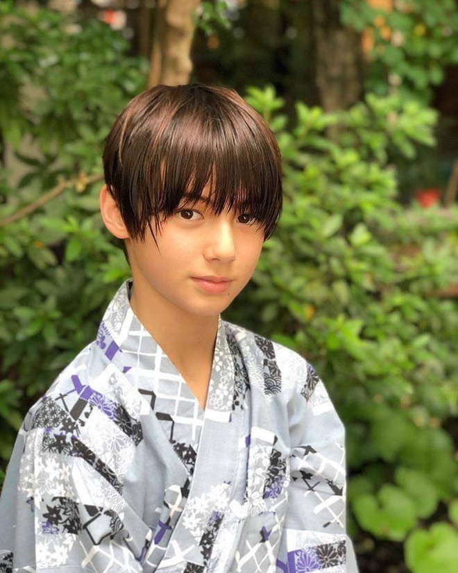 'Hoang tu lai' mang hai dong mau Duc - Nhat anh 1