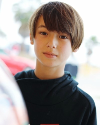 'Hoang tu lai' mang hai dong mau Duc - Nhat anh 11