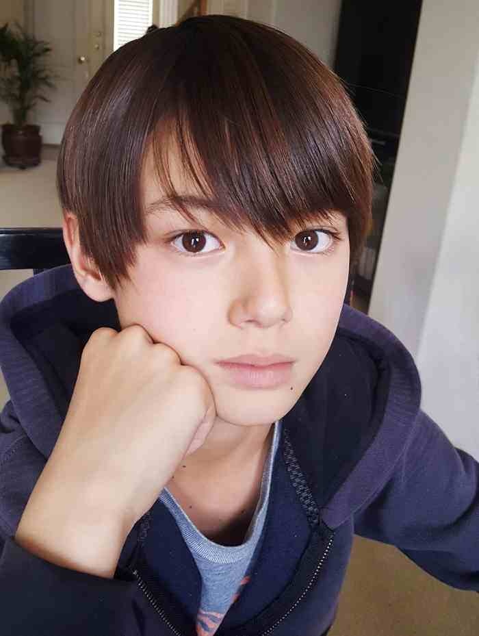 'Hoang tu lai' mang hai dong mau Duc - Nhat anh 9