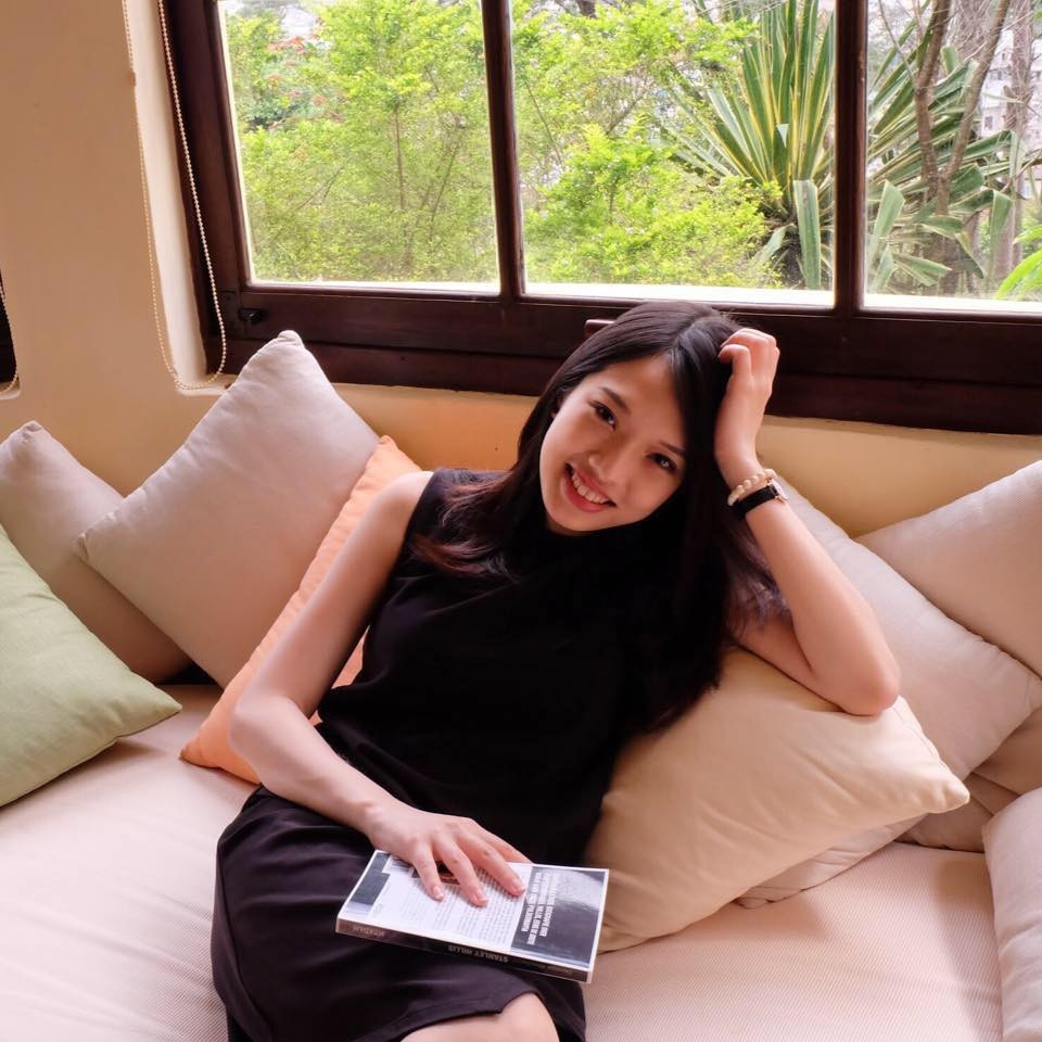 chi gai A hau 1 Bui Phuong Nga anh 2