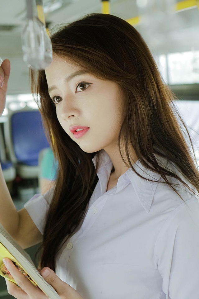 Nu sinh noi bat DH Cong nghe TPHCM anh 8