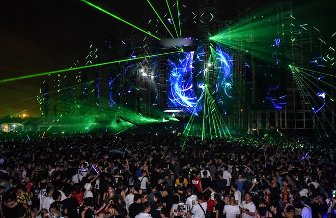 Dung do loi cho van hoa nhac EDM anh 4