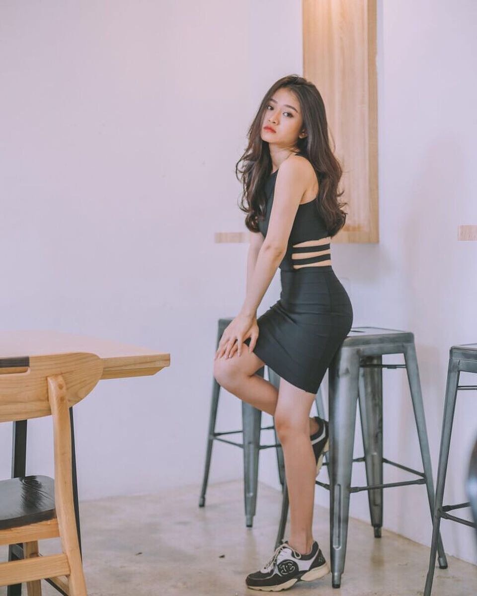 Bi quyet chup anh cua hot girl Indonesia anh 4