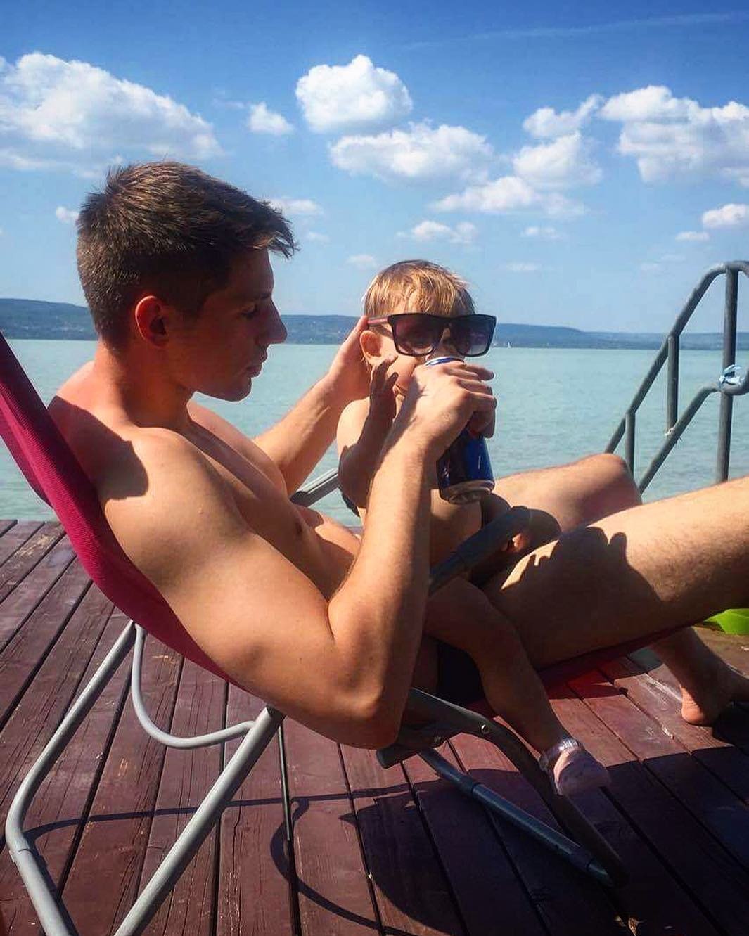 Thu mon dep trai cua doi tuyen bong nuoc Hungary anh 11