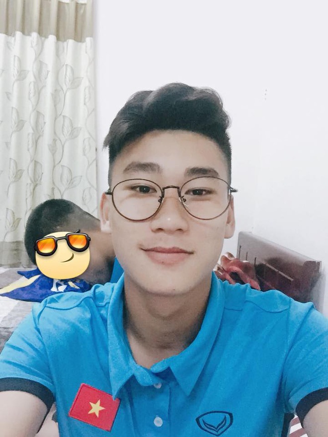 cau thu bong da dien trai anh 8