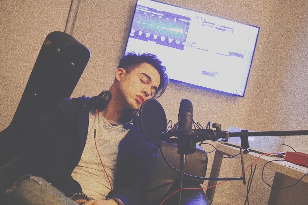 Ca si Thai Lan dep nhu trai Tay anh 5