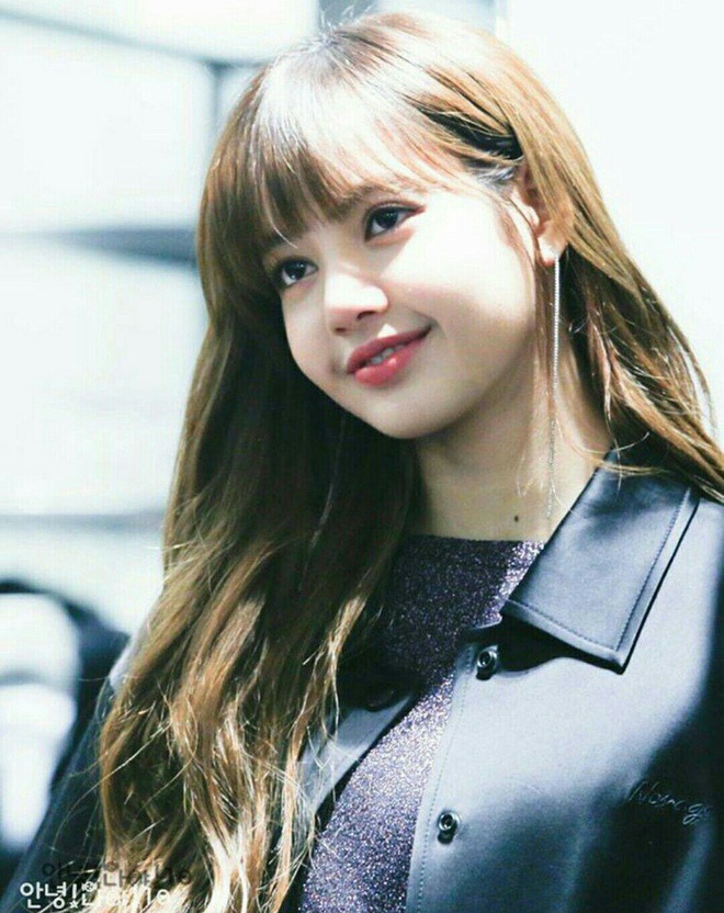 co gai Thai Lan giong ca si Lisa BlackPink anh 3
