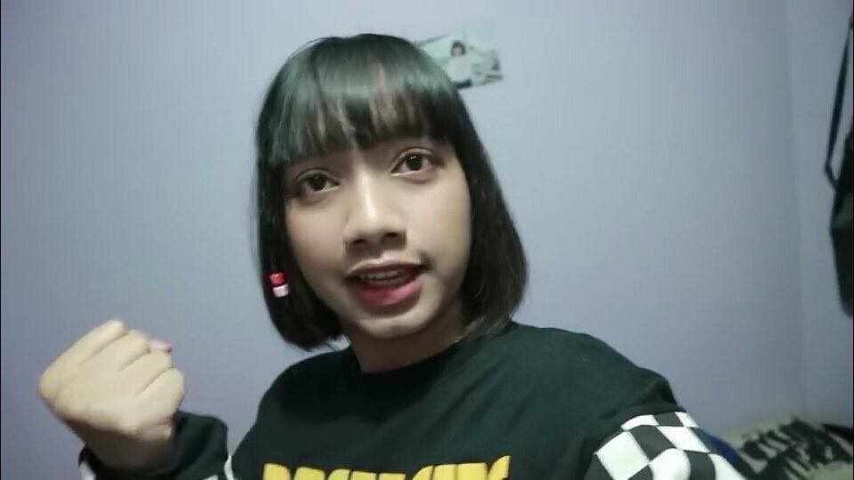 co gai Thai Lan giong ca si Lisa BlackPink anh 6