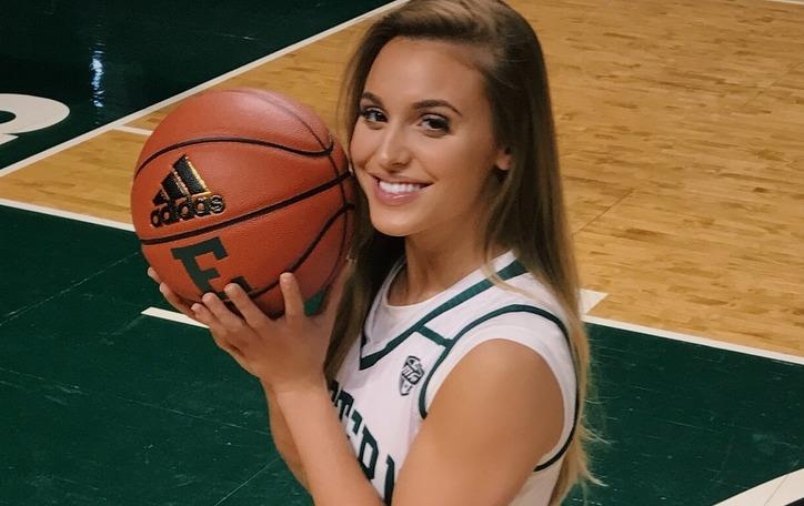 'Hot girl bong ro' My cao 1,8 m, than hinh nong bong nhu nguoi mau hinh anh