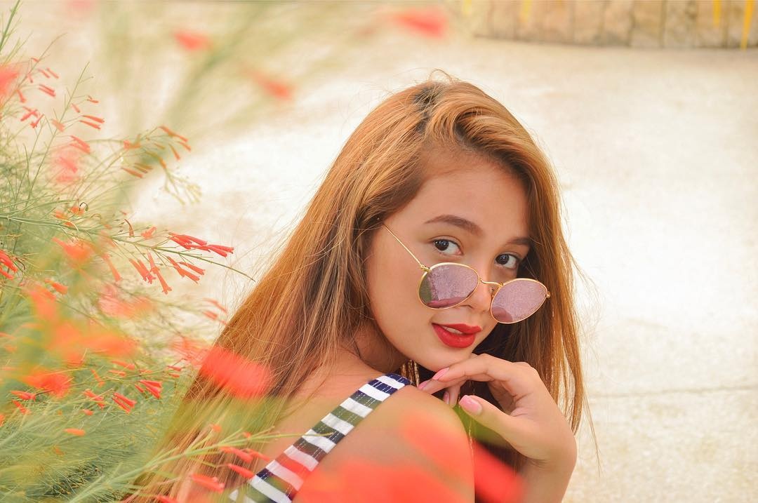 Ve dep ngot ngao cua hot girl Philippines anh 1