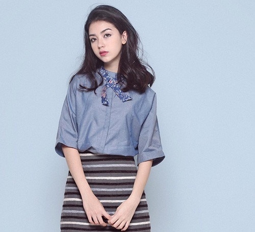 nhung bong hong lai noi tieng anh 6