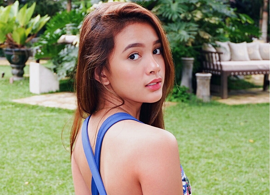 Hot girl 20 tuoi noi tieng tai Philippines hinh anh