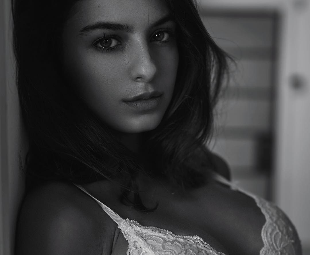 Nhan sac nong bong cua hot girl quan doi Israel anh 8