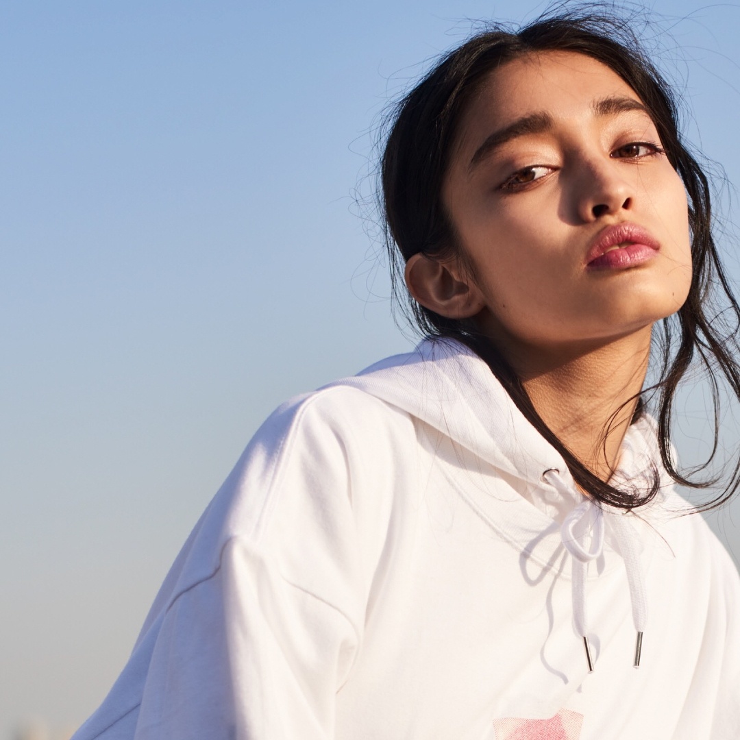 Nguoi mau lai 16 tuoi anh 17