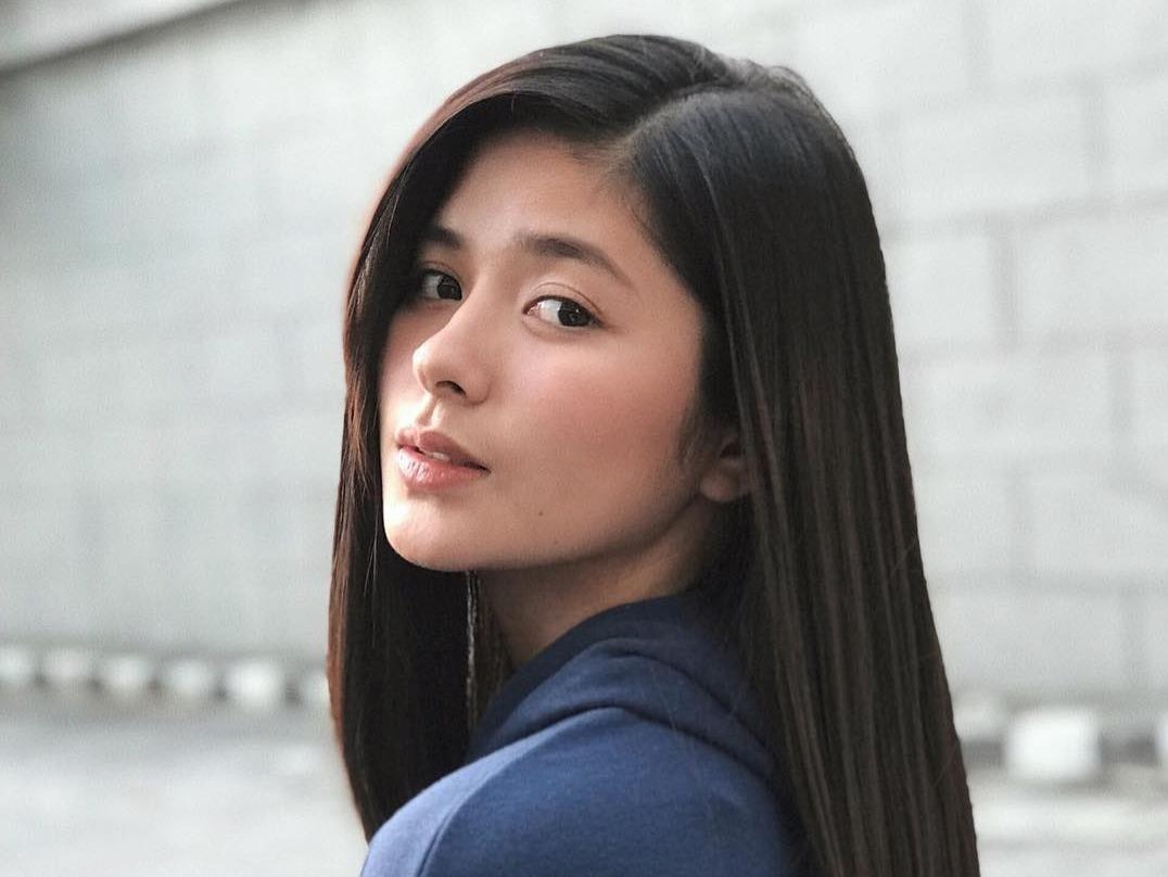 Gia the binh thuong, 9X Philippines van tro thanh ngoi sao o tuoi 19 hinh anh