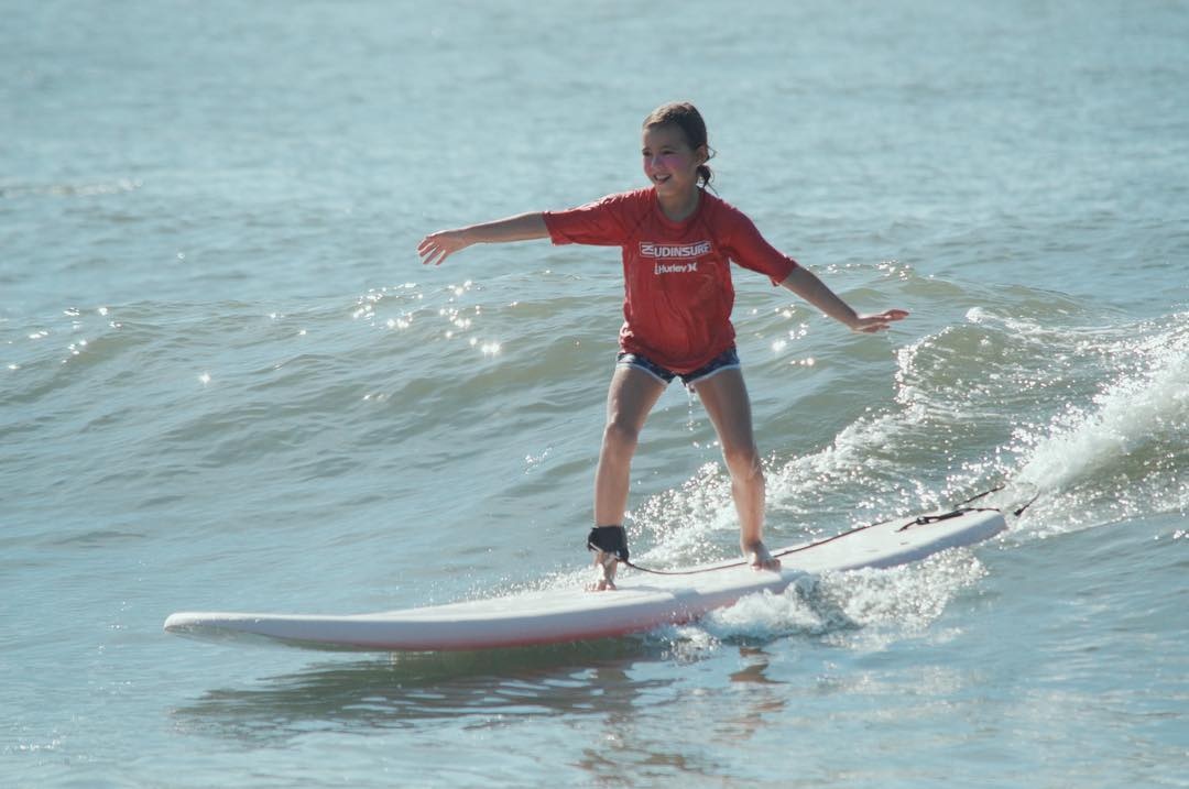 3 chi em gai deu la nguoi mau xinh dep anh 9