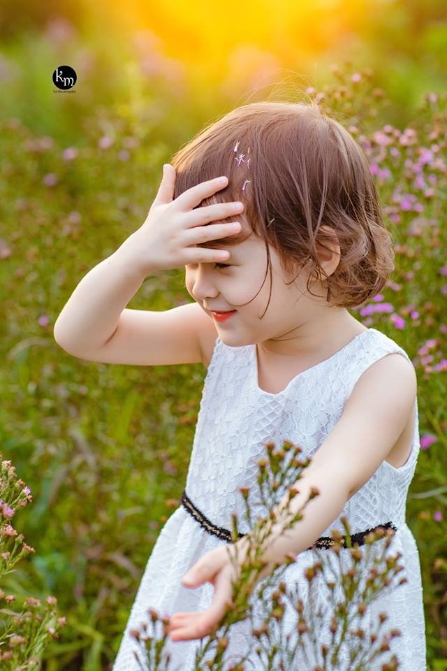 Bé gái cổ vũ đội tuyển Việt Nam ảnh 8 Be gai co vu doi tuyen Viet Nam anh 8