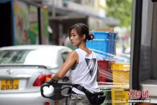 hot girl boc vac Hong Kong anh 6