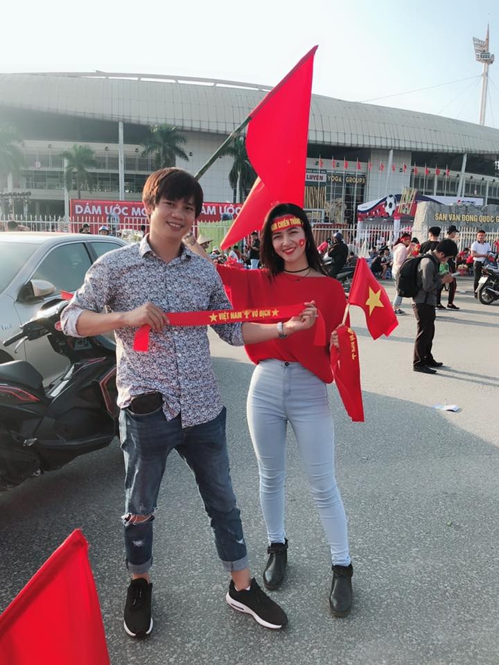cổ động viên Việt Nam xinh đẹp ảnh 1 co dong vien Viet Nam xinh dep anh 1