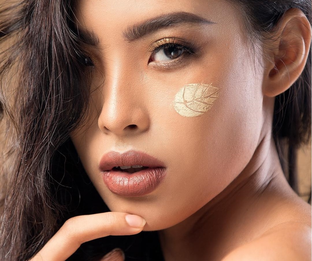 Nguoi mau 9X Myanmar noi tieng tren mang xa hoi hinh anh