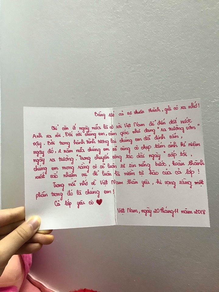 Co giao bat khoc nhan qua 20/11 anh 3