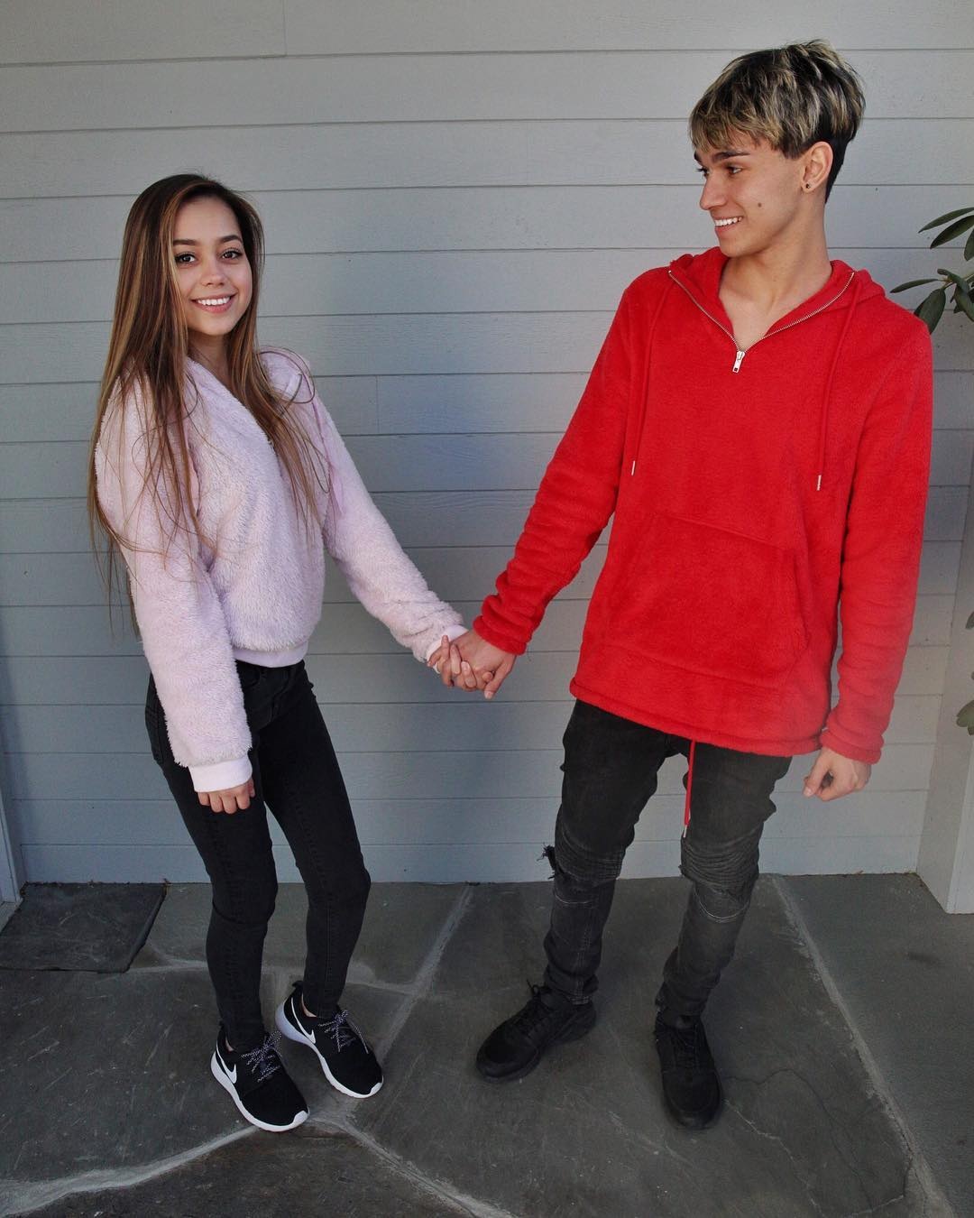 4 anh em hot boy anh 14