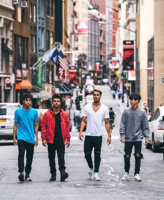 4 anh em hot boy anh 8