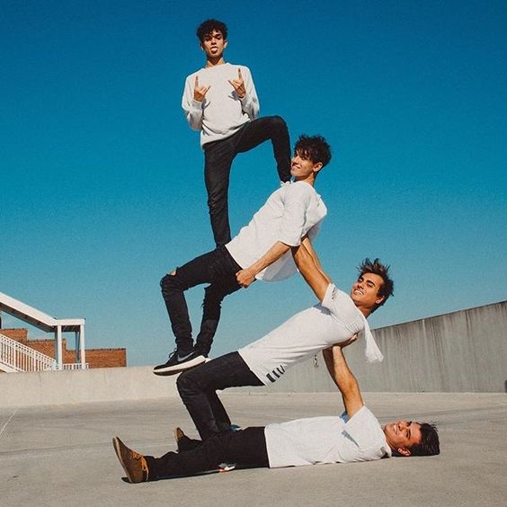 4 anh em hot boy anh 11