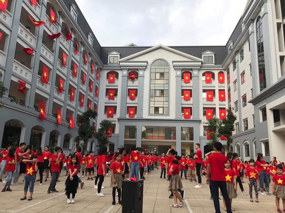 co dong vien co vu doi tuyen Viet Nam anh 2