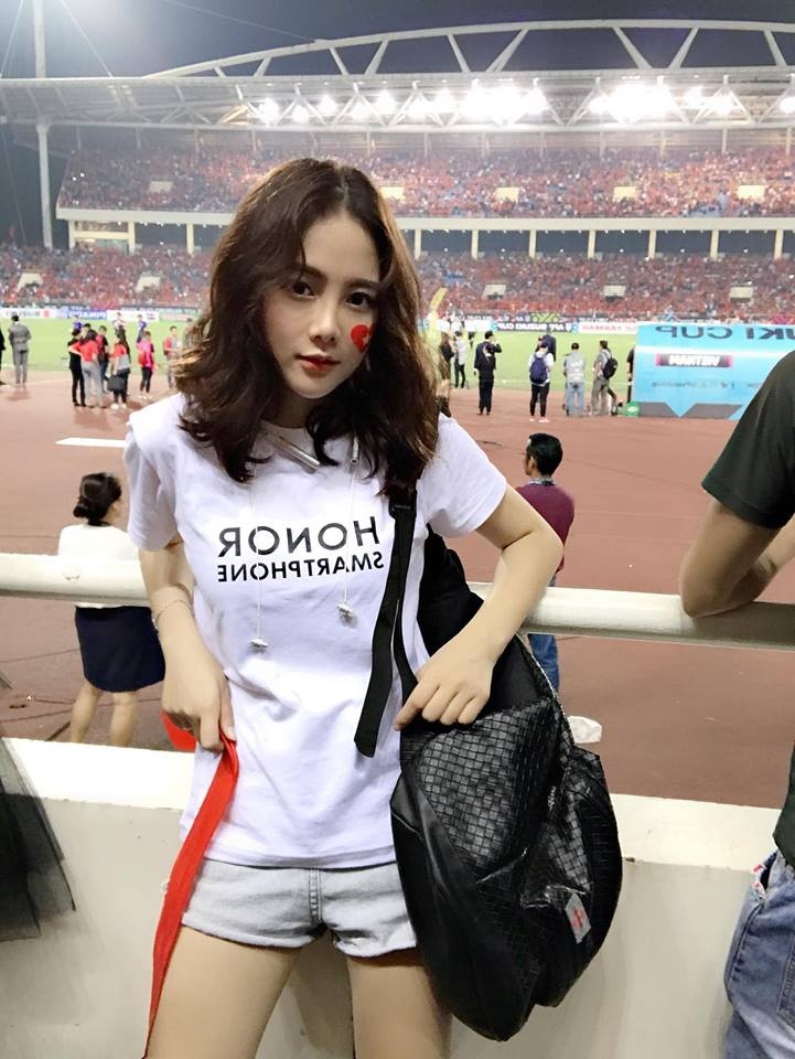 cổ động viên xinh đẹp ảnh 2 co dong vien xinh dep anh 2