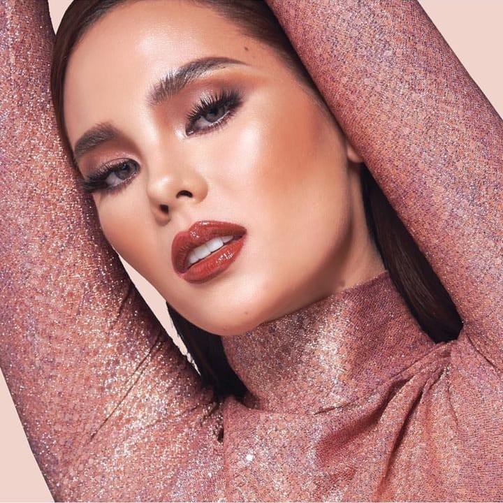 Tân Hoa hậu Hoàn vũ 2018 cover hit của Adele  ảnh 6 Tan Hoa hau Hoan vu 2018 cover hit cua Adele anh 6