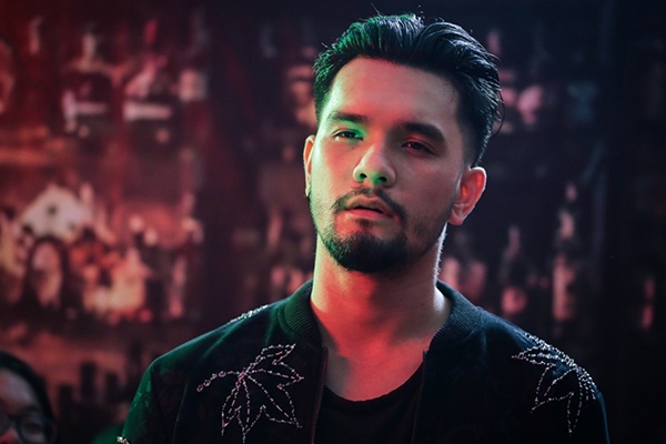 chang trai noi tieng sinh nam 1995 anh 11