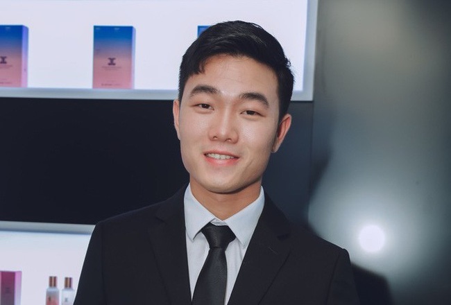 chang trai noi tieng sinh nam 1995 anh 3