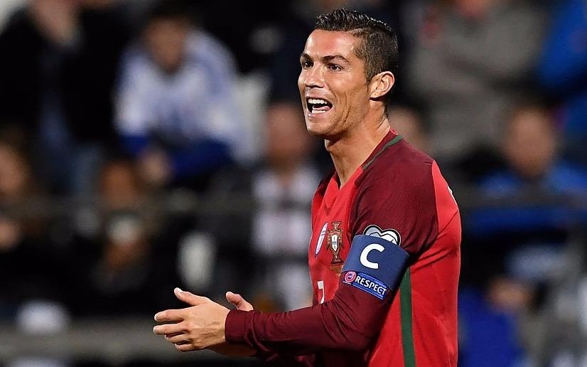 'Tu nhan minh la so mot the gioi, Ronaldo co qua ngao man?' hinh anh