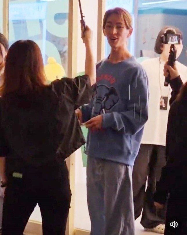 Dien vien 'Hau due mat troi' gay soc vi sut can nhanh khong nhan ra hinh anh