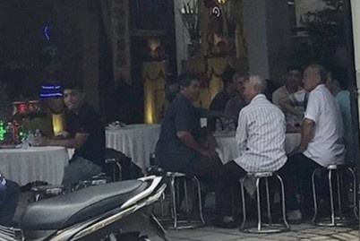 Nghi an con trai 'ngao da' sat hai cha de hinh anh