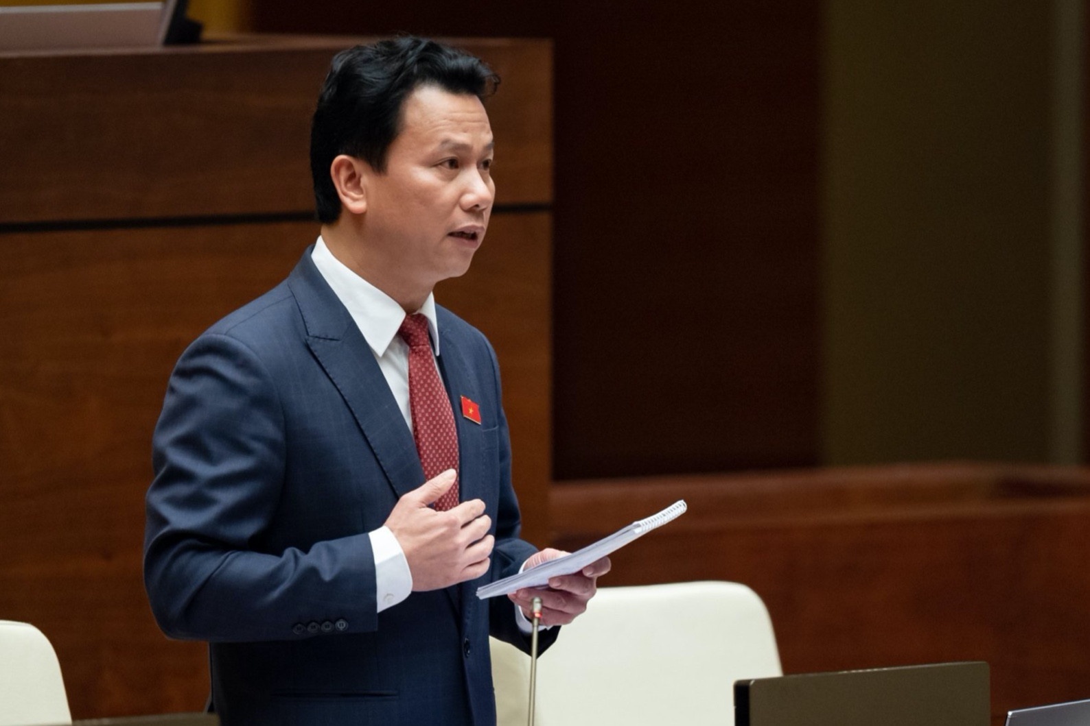 Bo truong TN&MT: Phuong an dinh gia dat se sat gia thi truong hinh anh