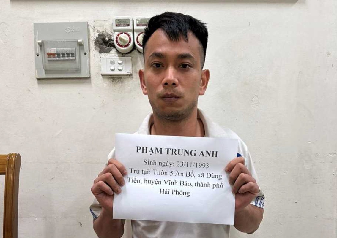 lua dao du lich anh 1