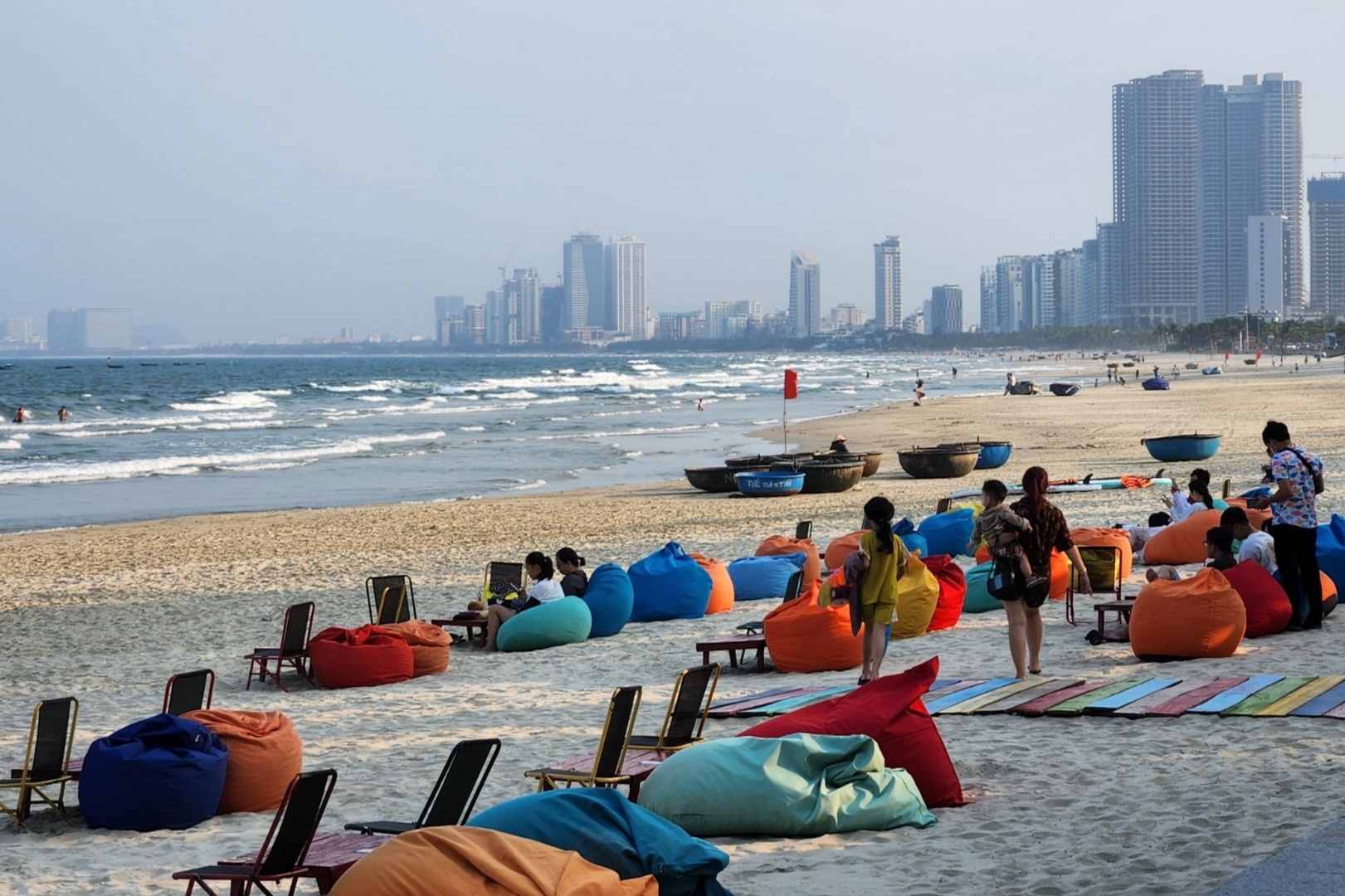 Bo Cong an canh bao ve mo hinh 'so huu ky nghi du lich' hinh anh