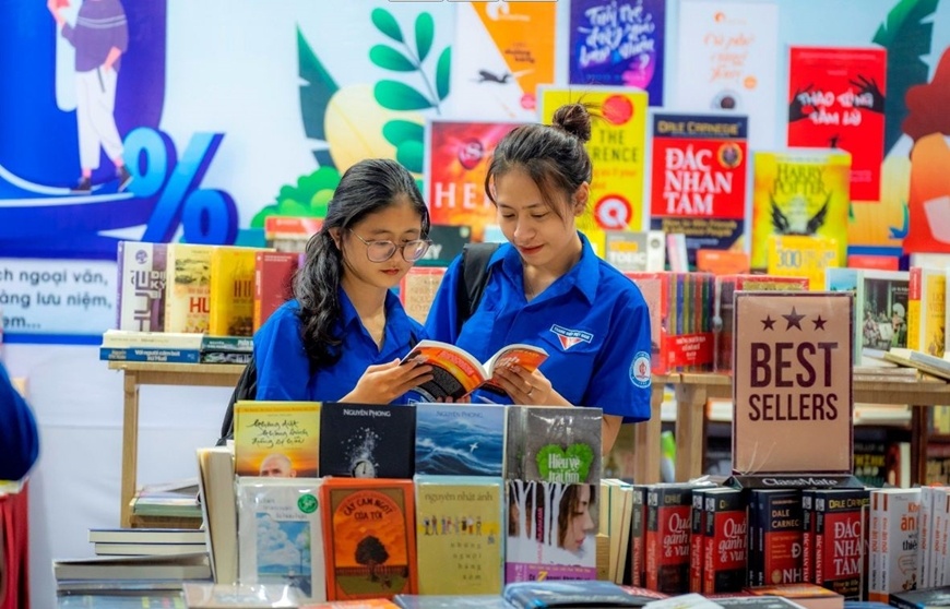 Sach gia, sach lau nguy hai kho luong hinh anh