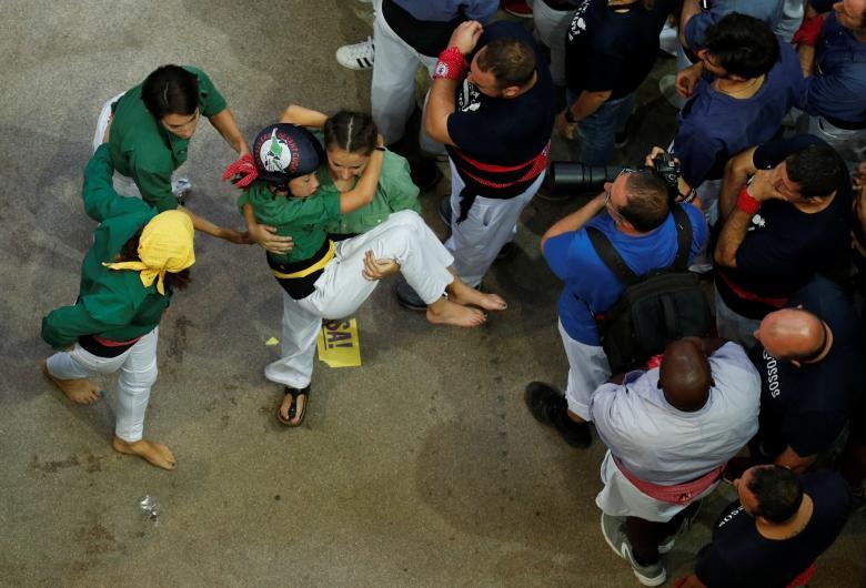 cuoc thi xay thap nguoi o Catalonia anh 9