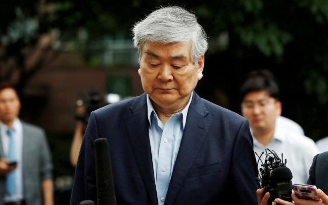 Chu tich hang hang khong quoc gia Han Quoc bi truy to vi toi tham o hinh anh