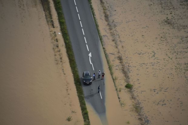 người chết vì lũ lụt ở Pháp ảnh 3 nguoi chet vi lu lut o Phap anh 3