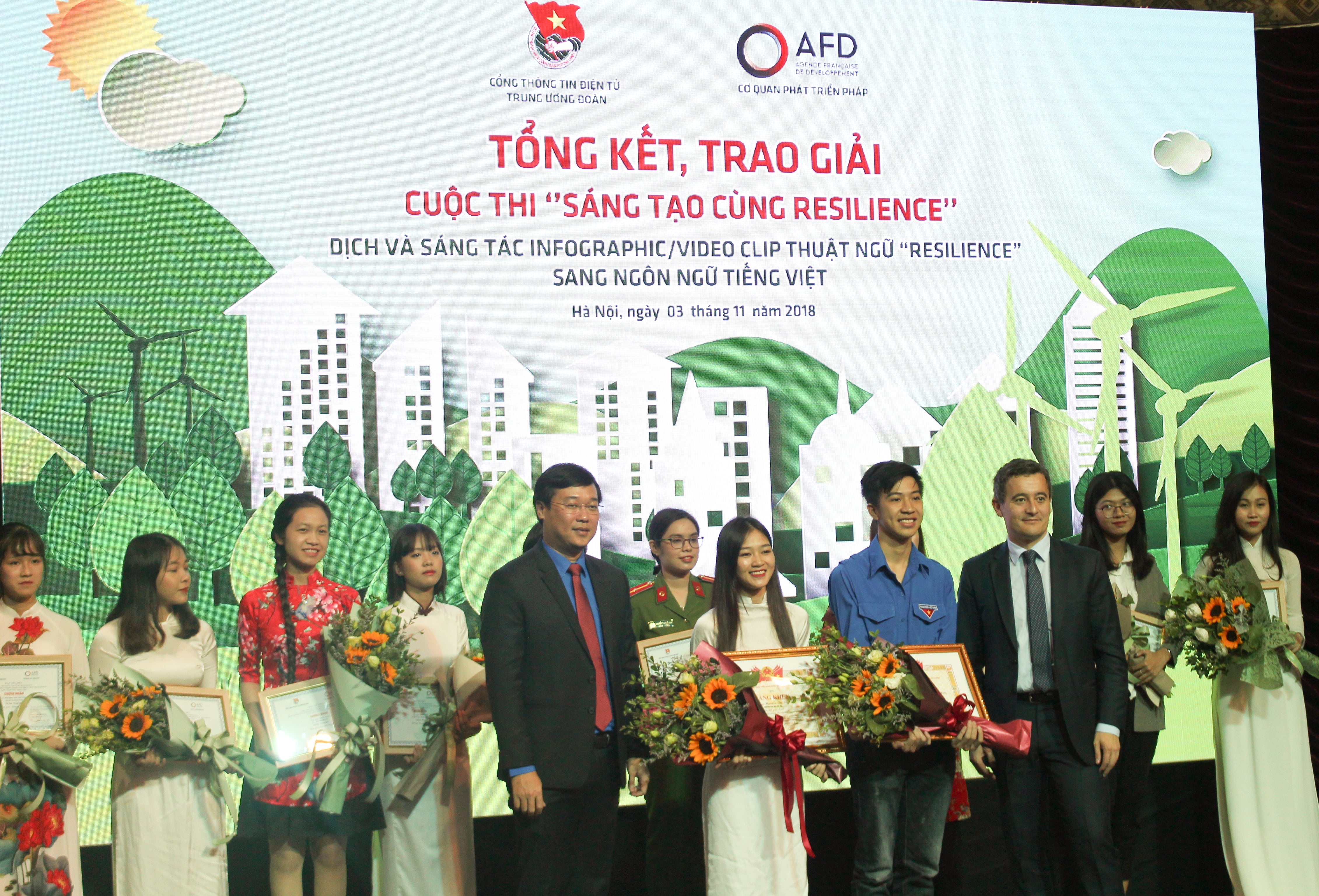 Hoi thao bien doi khi hau cung Phap anh 3