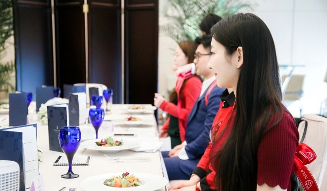 gioi sieu giau Trung Quoc hoc nghi thuc anh 4