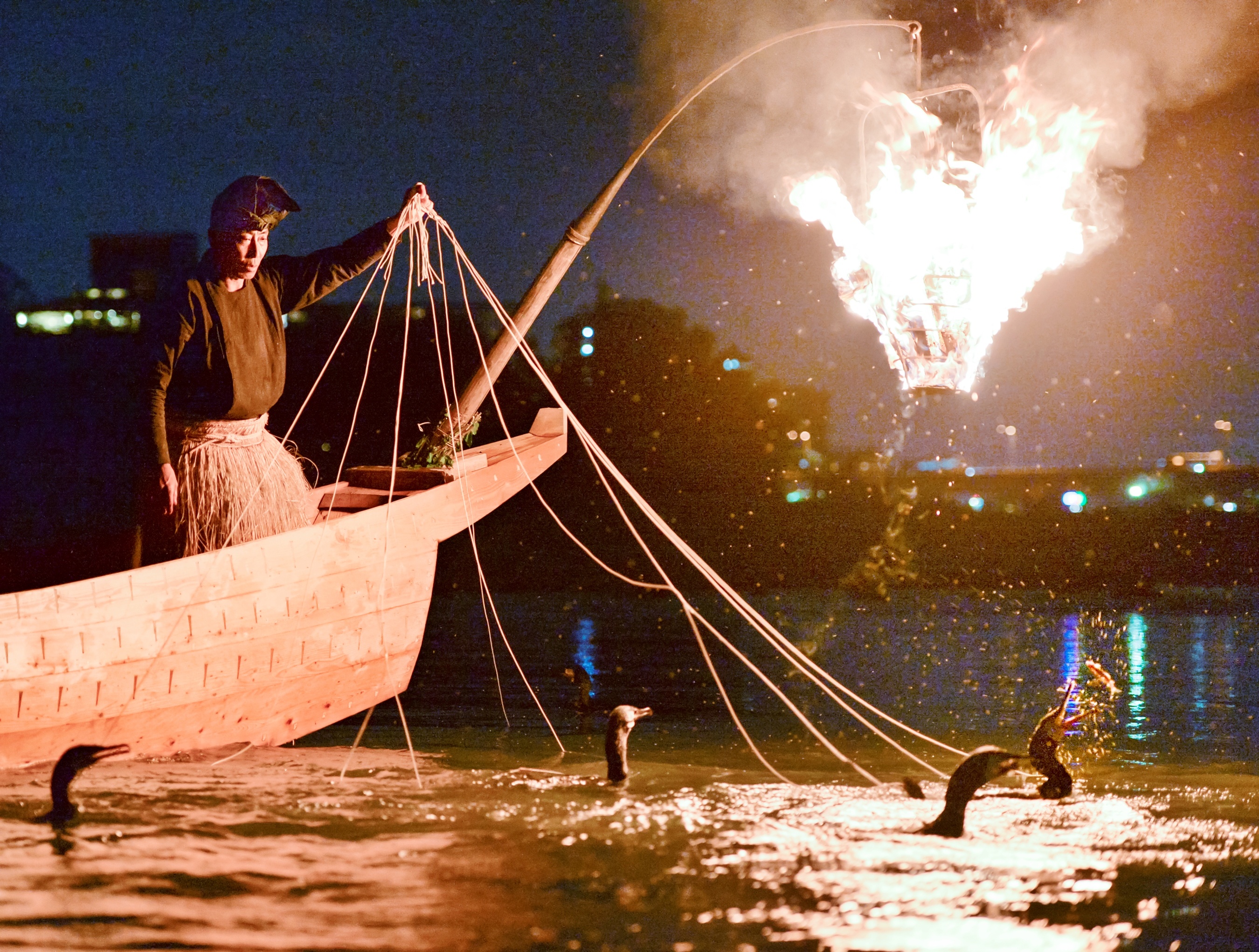Dot duoc danh ca giua dem, nghe nhan Nhat gin giu di san lau doi hinh anh