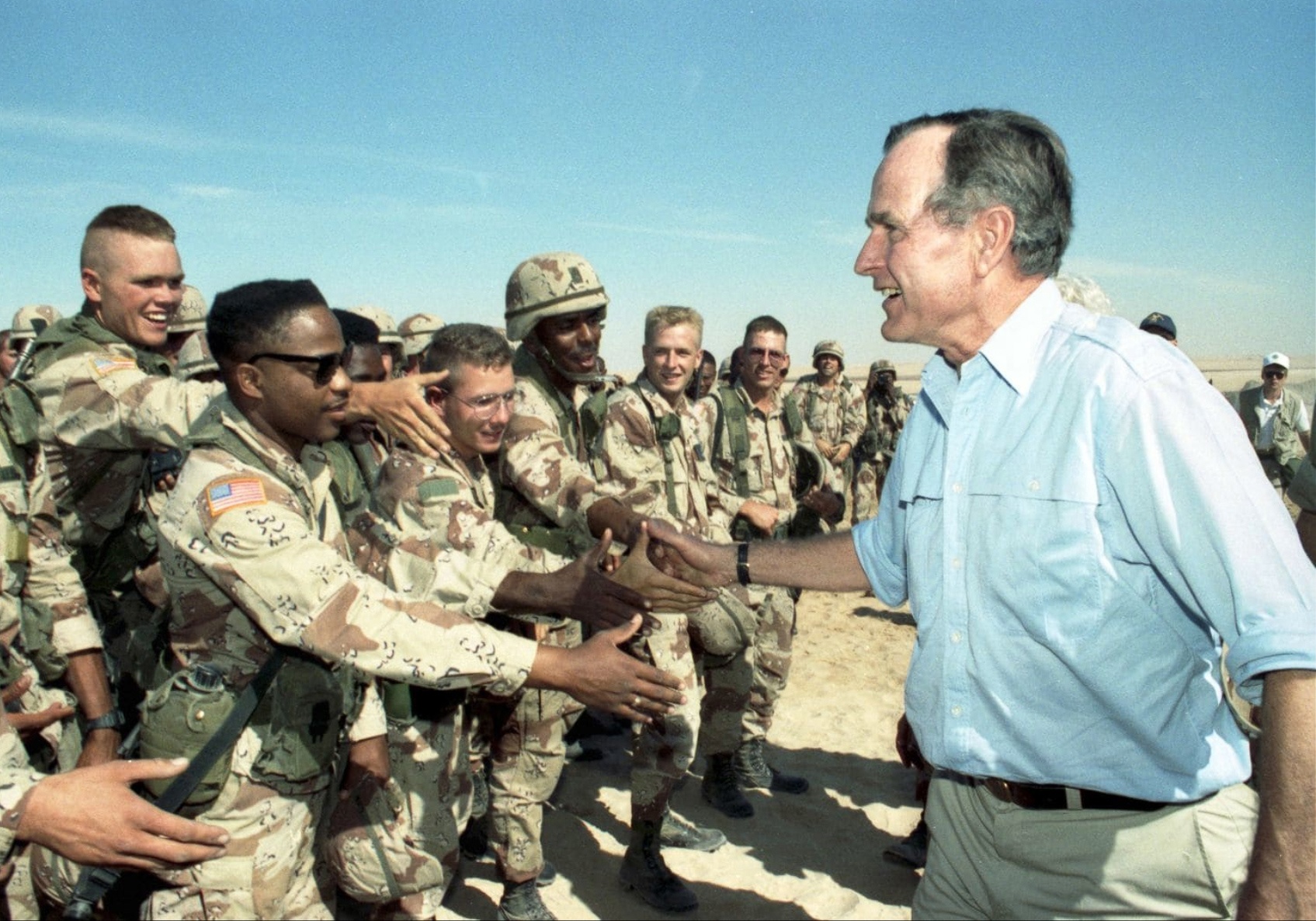 Cuoc doi cua George Herbert Walker Bush anh 9