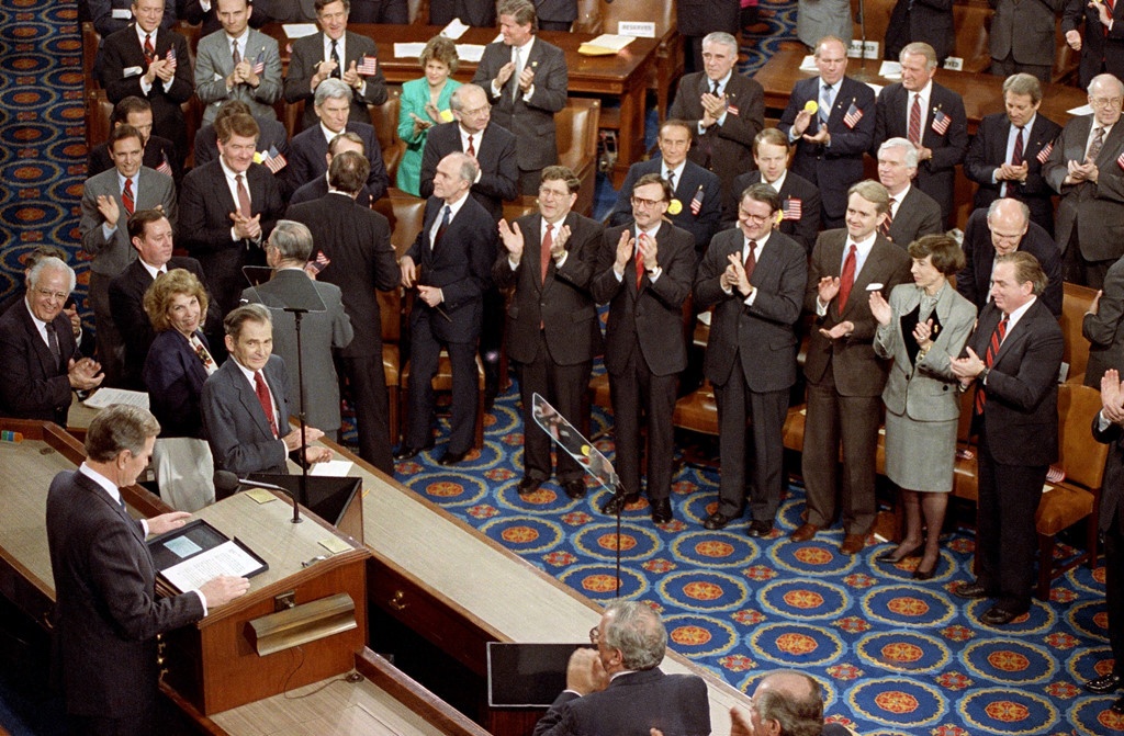 Cuoc doi cua George Herbert Walker Bush anh 8