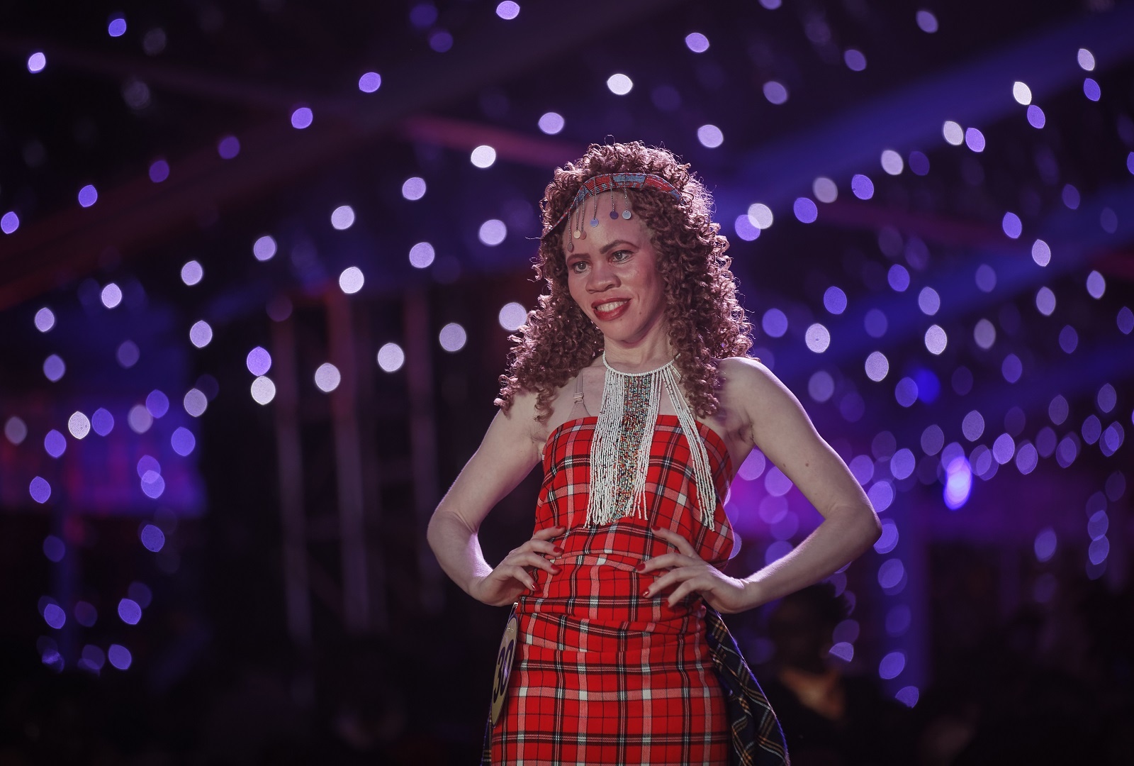 cuoc thi danh cho nguoi bach tang anh 11