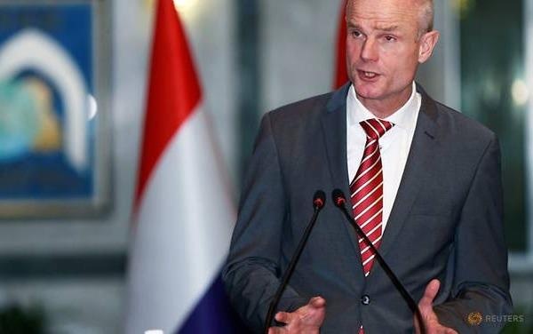 Ngoai truong Ha Lan: Iran dung sau hai vu am sat cong dan hinh anh